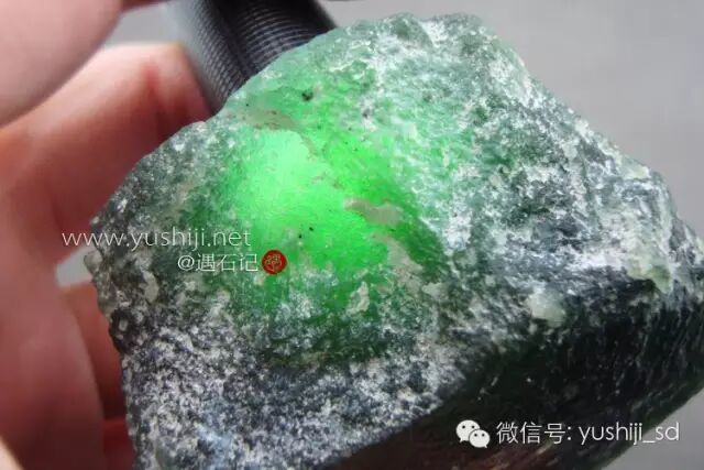 泰山玉原石